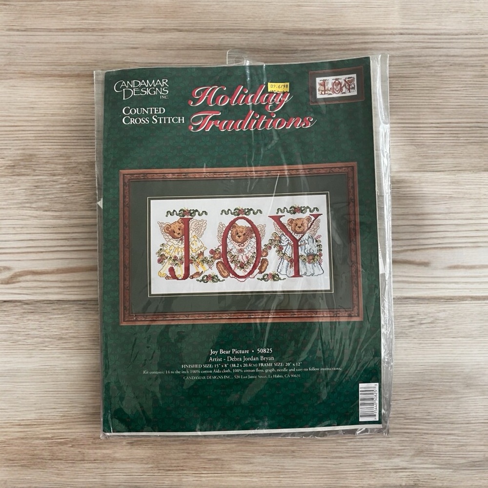 NWT Candamar Designs Inc Holiday Traditions Joy Bear Counted Cross Stitch Kit